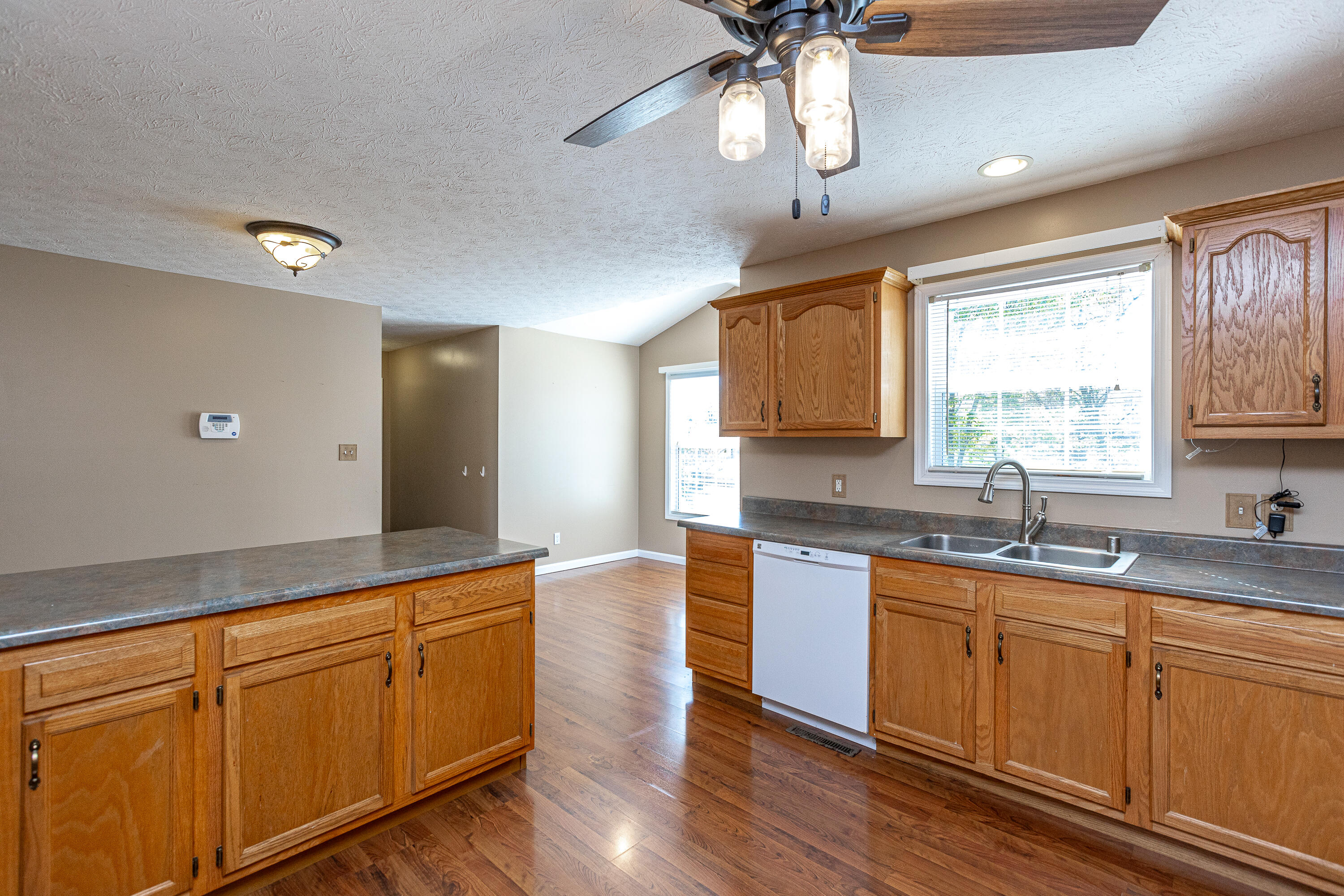 1897 Quarry Road Danville, KY 40422 - Photo 8 of 44 B-12