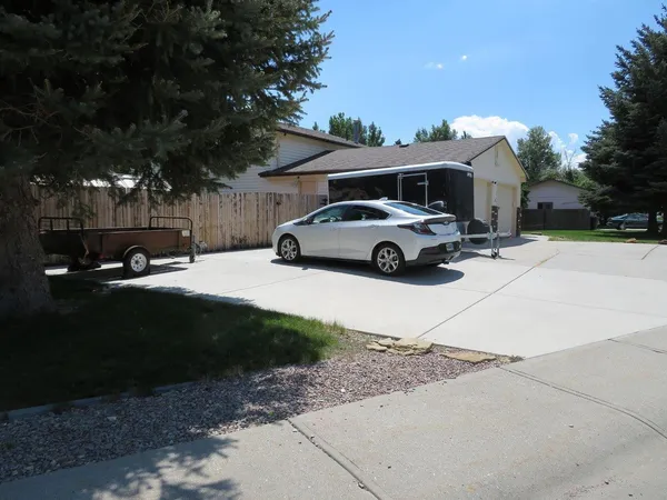 $429,000 | 1001 Cheshire Street, Casper, WY 82609
