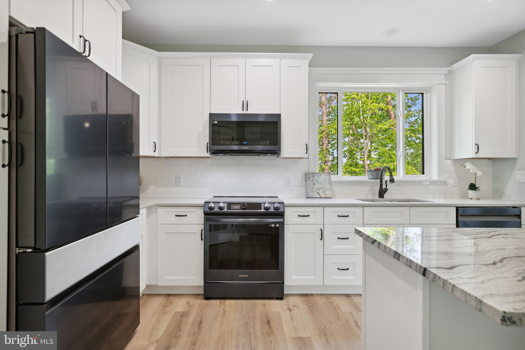 739 Sunset Loop Mineral, VA 23117 - Photo 13 of 56