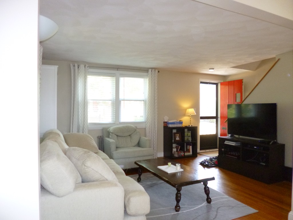 40 Newman Road, Unit 40 Malden, MA 02148 - Photo 3 of 12