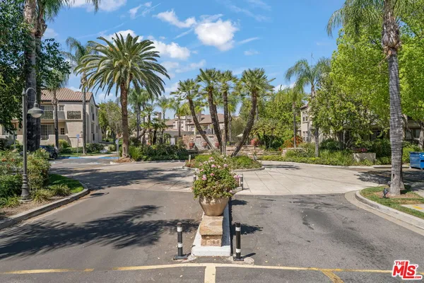 $509,000 | 24109 Del Monte Dr., Unit 463, Valencia, CA 91355