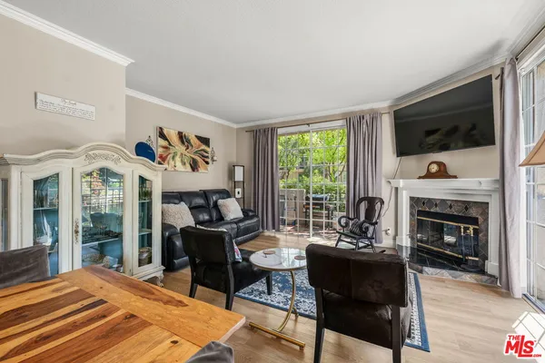 $509,000 | 24109 Del Monte Dr., Unit 463, Valencia, CA 91355