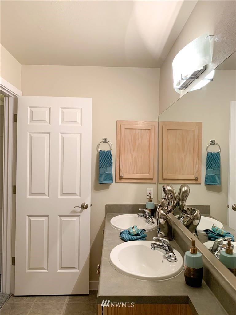 18930 Bothell Everett Highway, Unit F302 Bothell, WA 98012 - Photo 14 of 21