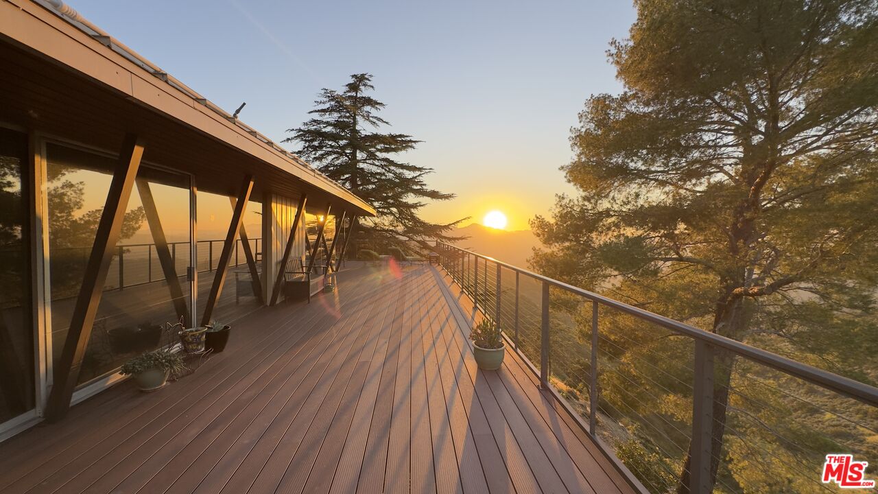 965 Stunt Road Calabasas, CA 91302 - Photo 20 of 67