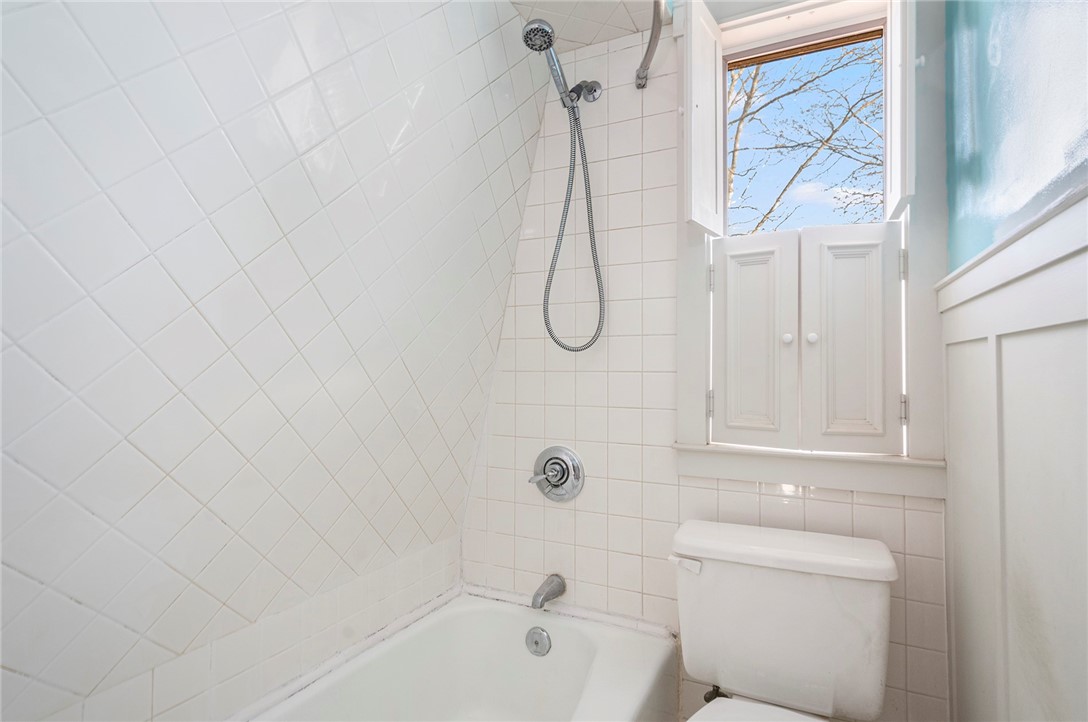 222 2nd Street East Providence, RI 02914 - Photo 11 of 27