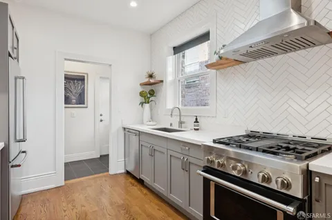 $949,000 | 1070 Post Street, Unit 4, San Francisco, CA 94109