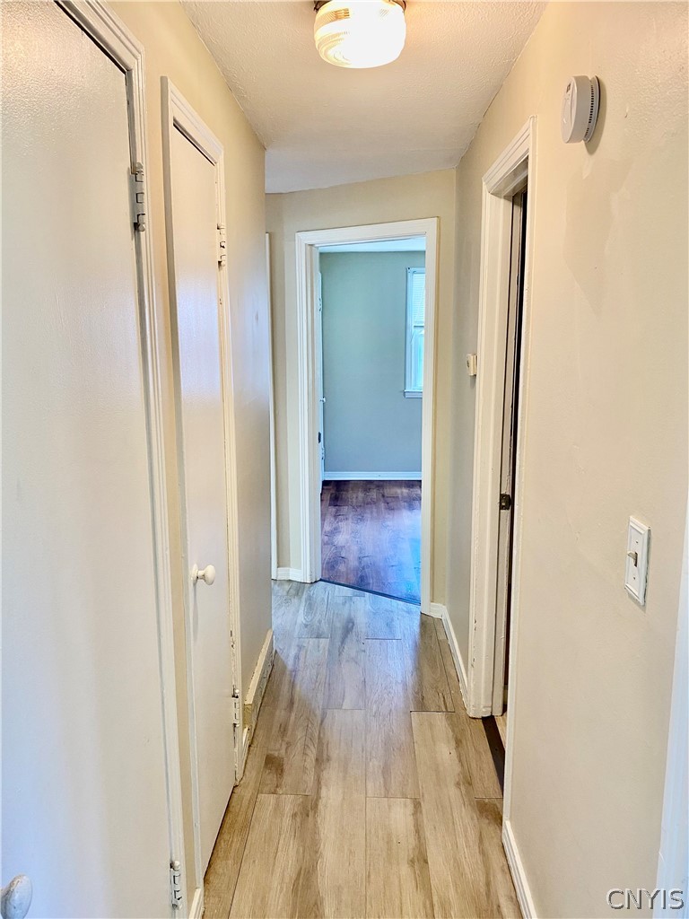 220 Roxann Avenue Cicero, NY 13212 - Photo 10 of 37
