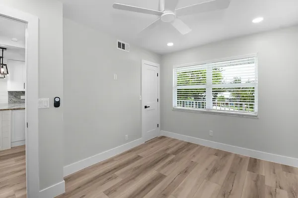 $2,500 | 200 North El Mar Drive, Unit B202, Jensen Beach, FL 34957