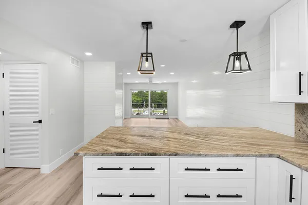 $2,500 | 200 North El Mar Drive, Unit B202, Jensen Beach, FL 34957