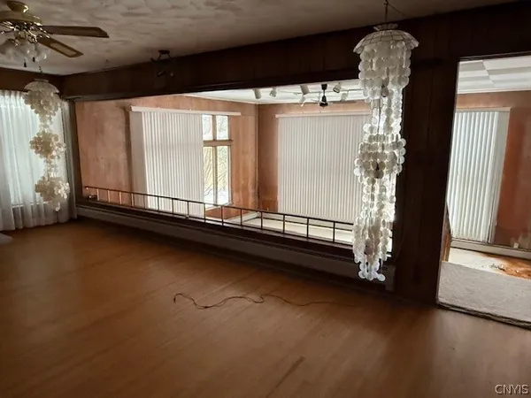 $250,000 | 20 South Hills Drive, New Hartford, NY 13413