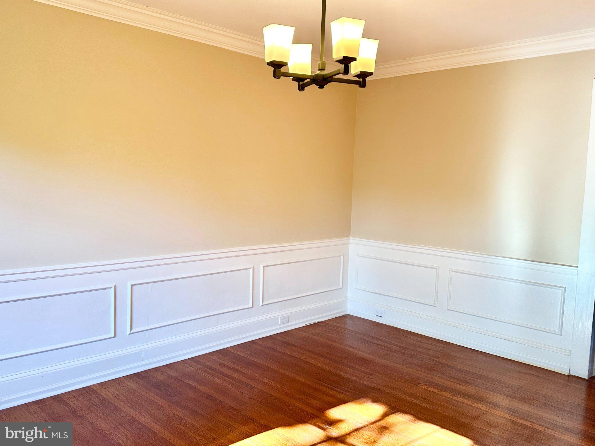212 Idris Road, Unit F3 Merion Station, PA 19066 - Photo 18 of 38 Wainscoting in dining room is original!