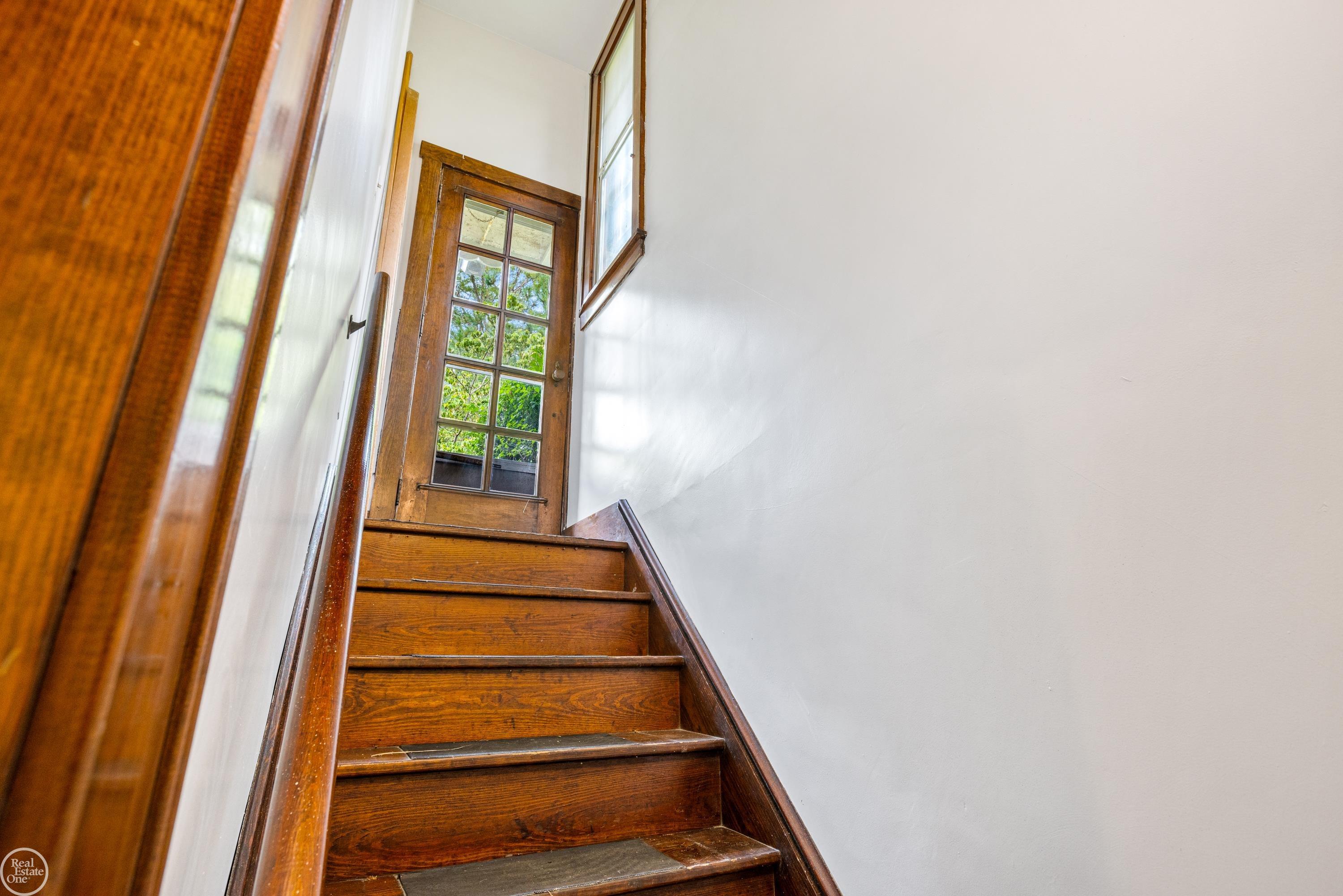 930 Barrington Road Grosse Pointe Park, MI 48230 - Photo 31 of 40