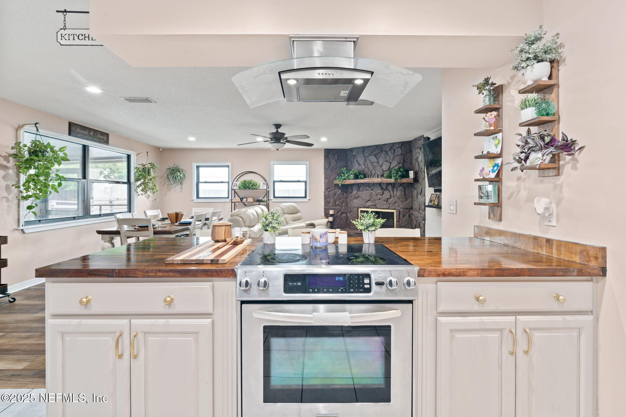 3336 Waverly Dock Road Jacksonville, FL 32223 - Photo 18 of 39 Kitchen