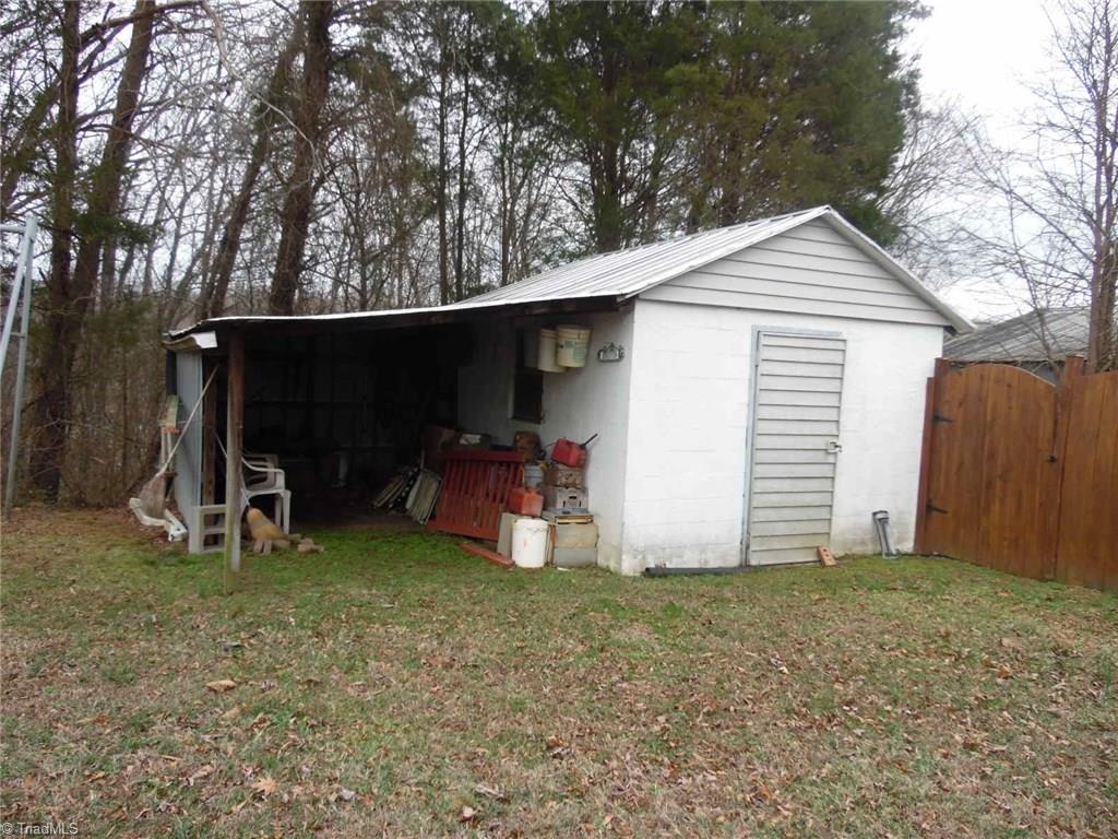 64 Daniel Jeffress Road Providence, NC 27315 - Photo 4 of 7 Gallery Image 4