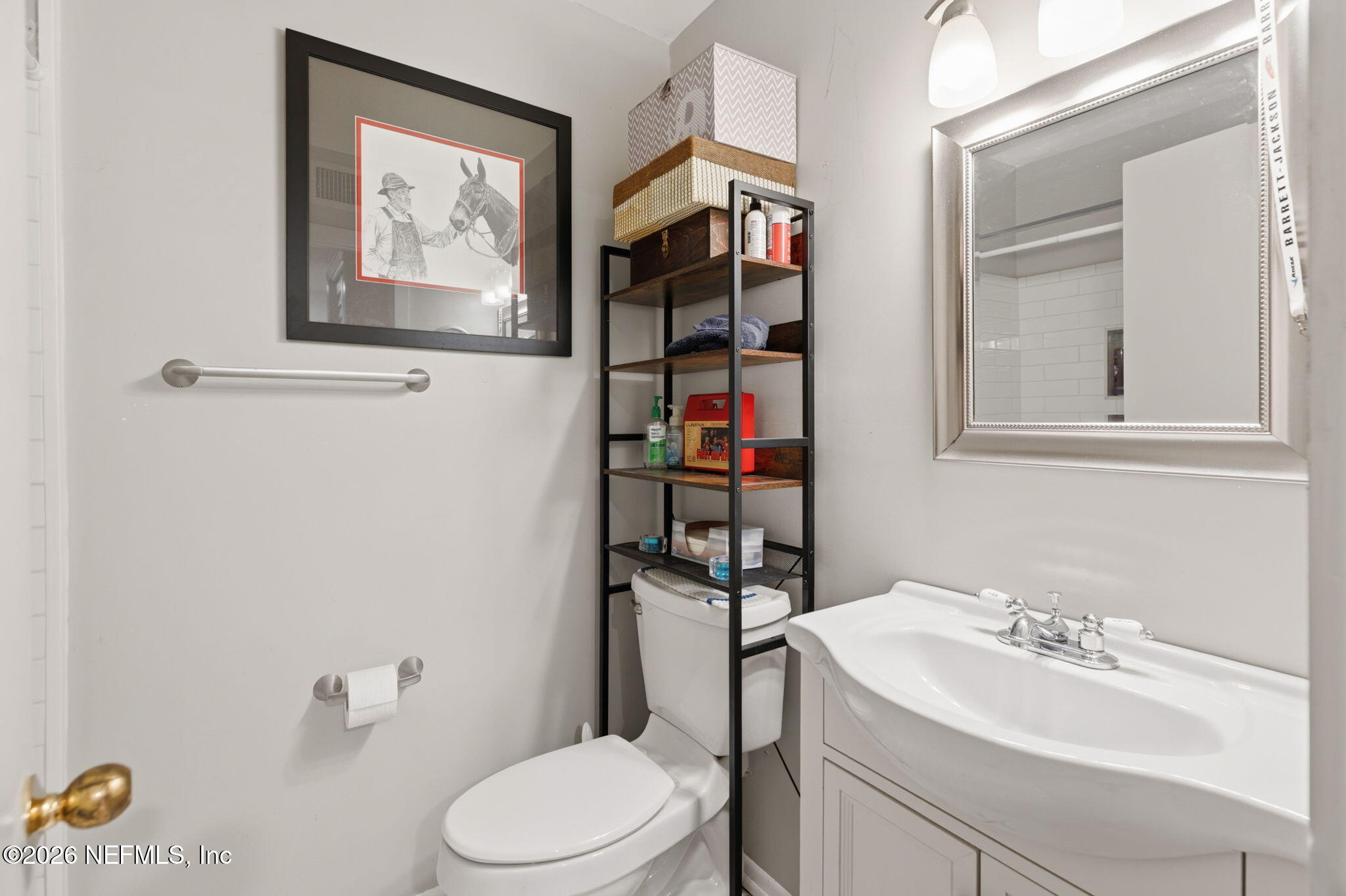 6229 Ogden Road Jacksonville, FL 32216 - Photo 25 of 48 Hall bath