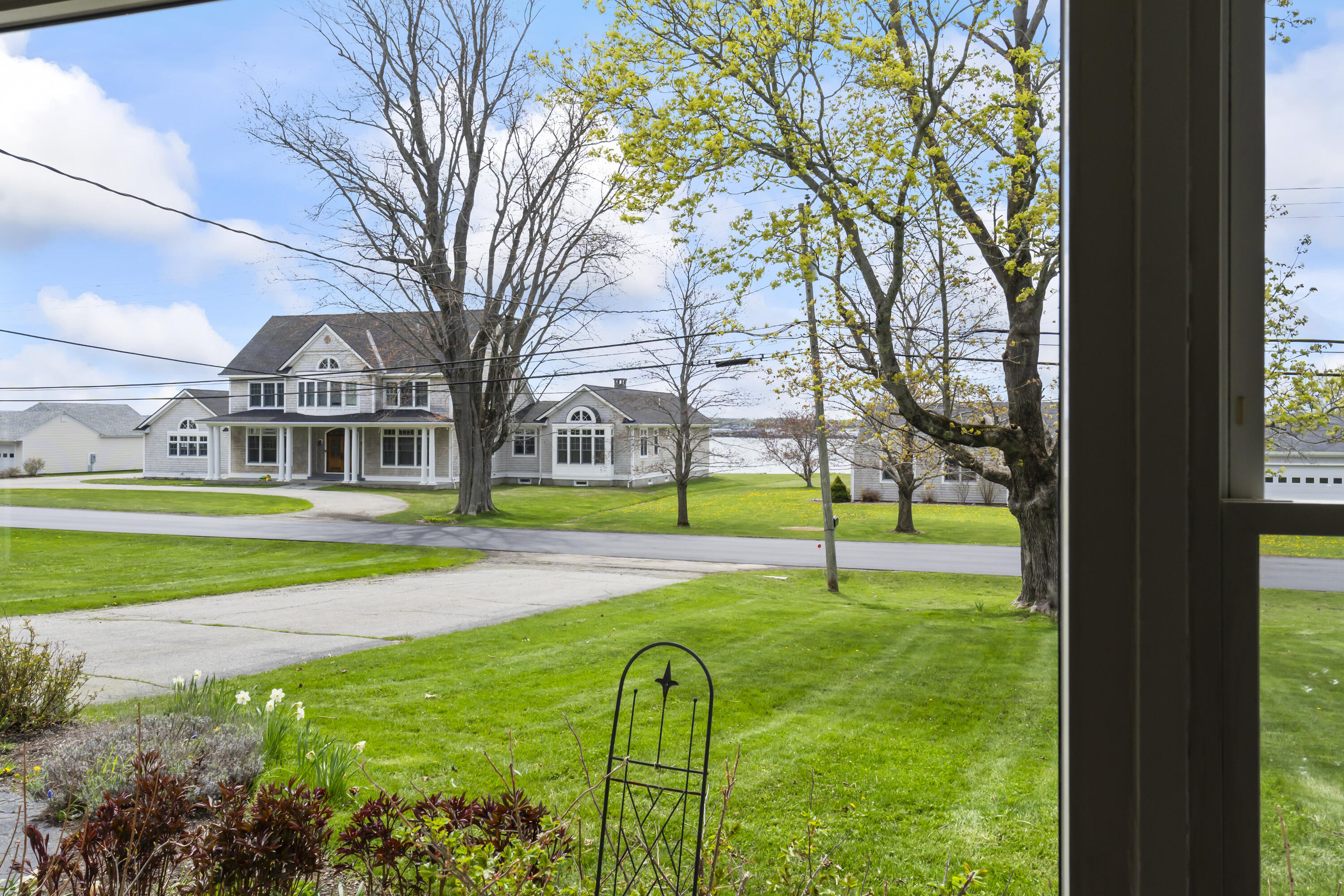 12 Samoset Road Rockland, ME 04841 - Photo 24 of 37 12 Samoset Rd_111