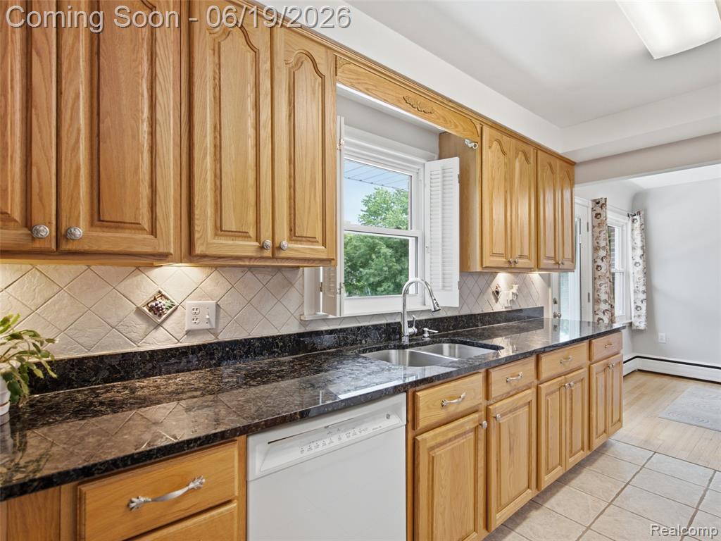 24 Nevada Avenue Rochester Hills, MI 48309 - Photo 25 of 34
