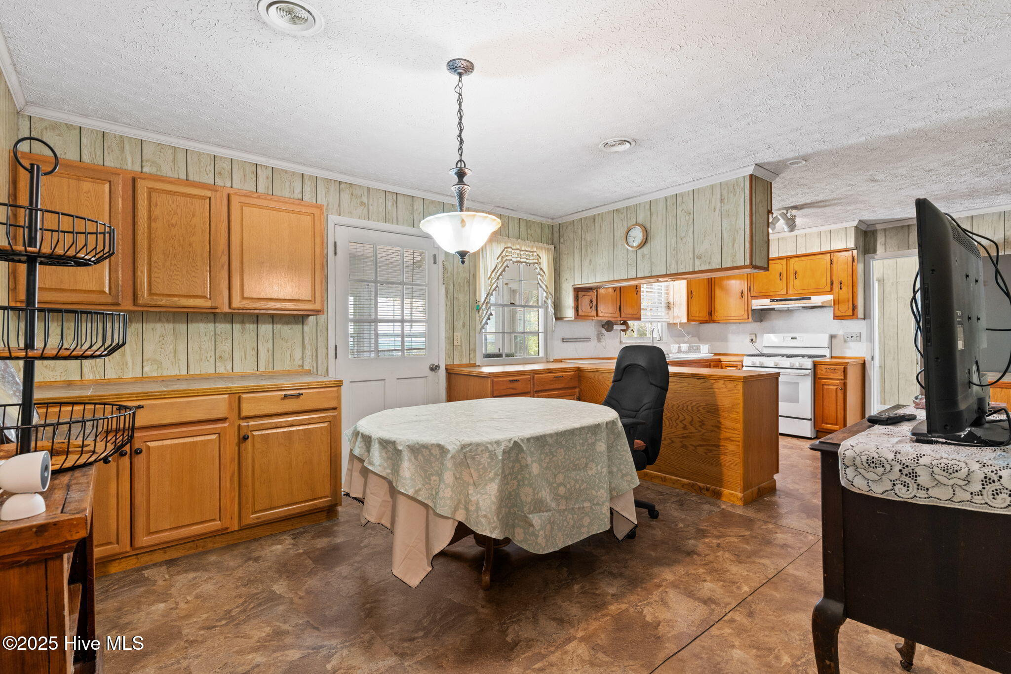 6882 Parker Road Northwest Ash, NC 28420 - Photo 10 of 31 Dining Room