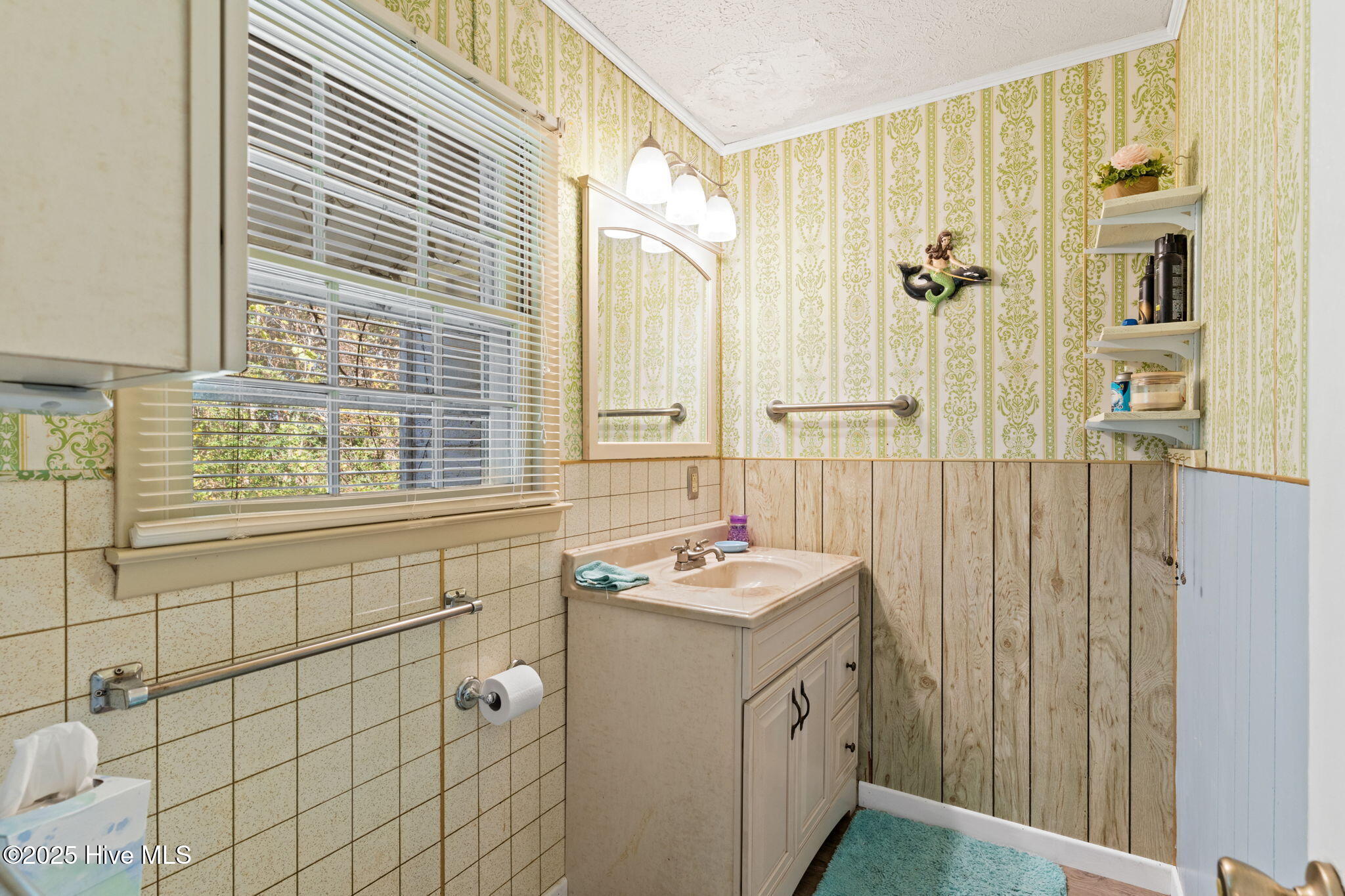 6882 Parker Road Northwest Ash, NC 28420 - Photo 17 of 31 Bathroom 2