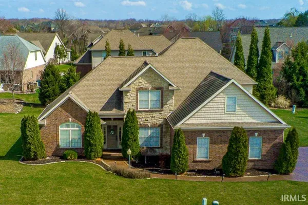 $655,000 | 2084 Long Cove Circle, Newburgh, IN 47630