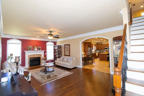 $655,000 | 2084 Long Cove Circle, Newburgh, IN 47630