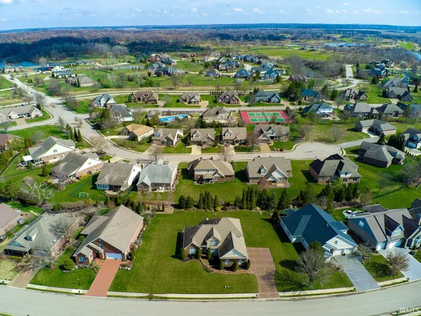 $655,000 | 2084 Long Cove Circle, Newburgh, IN 47630