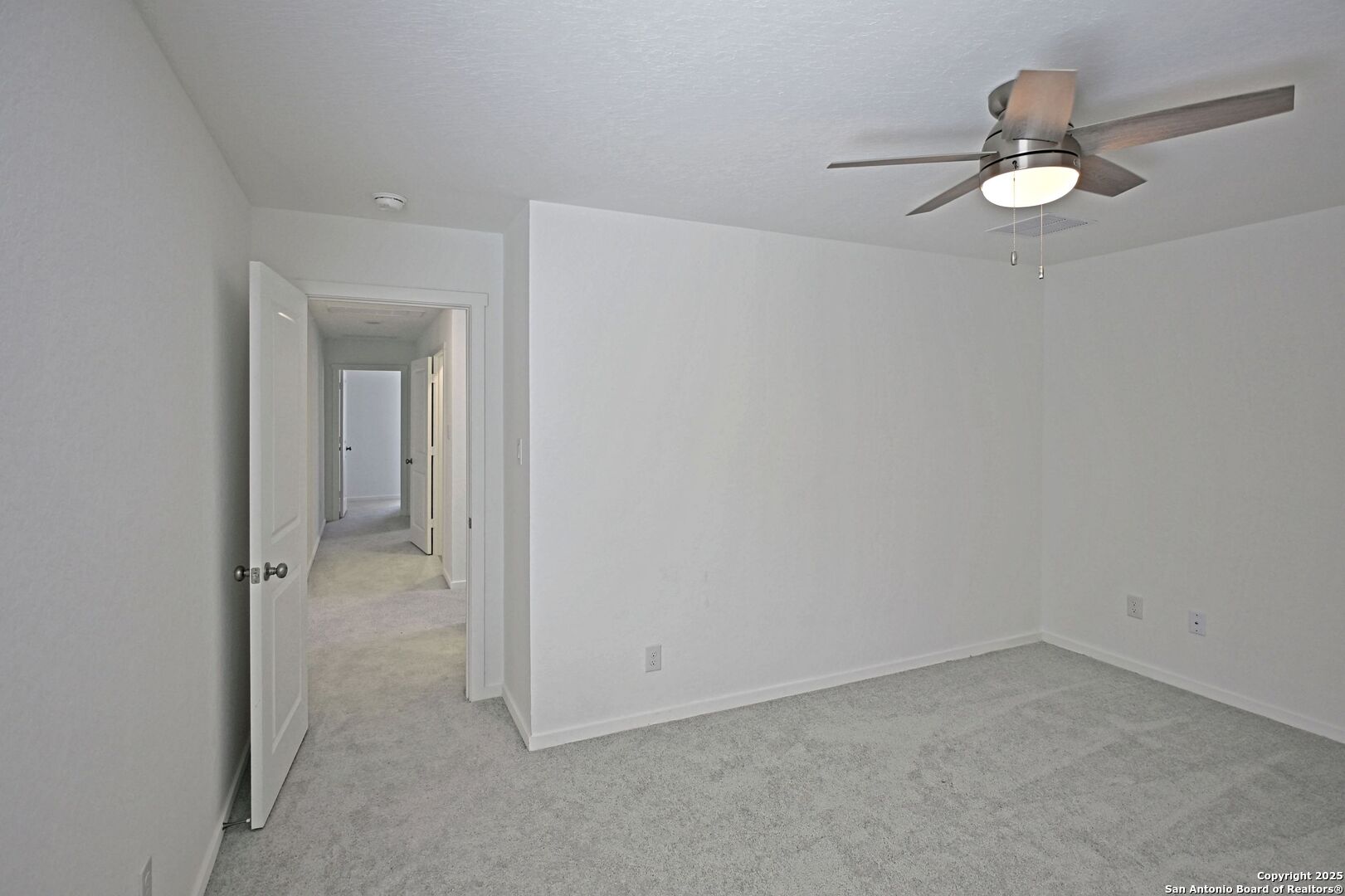 5014 Winecup Cove Converse, TX 78109 - Photo 14 of 25 an empty room