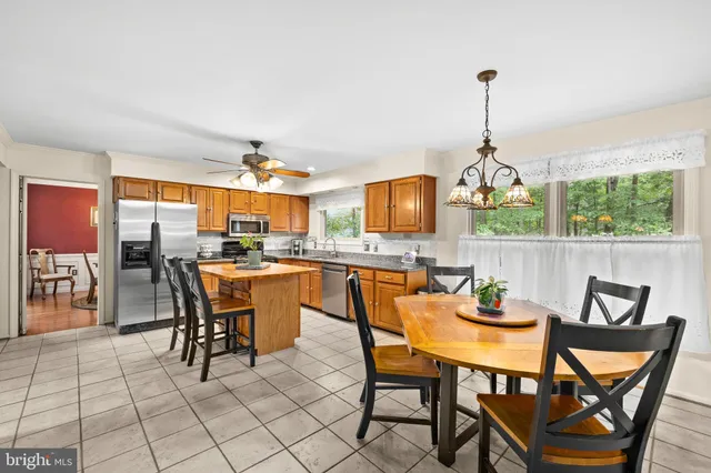 $549,500 | 6100 Thayer Street, Fredericksburg, VA 22407