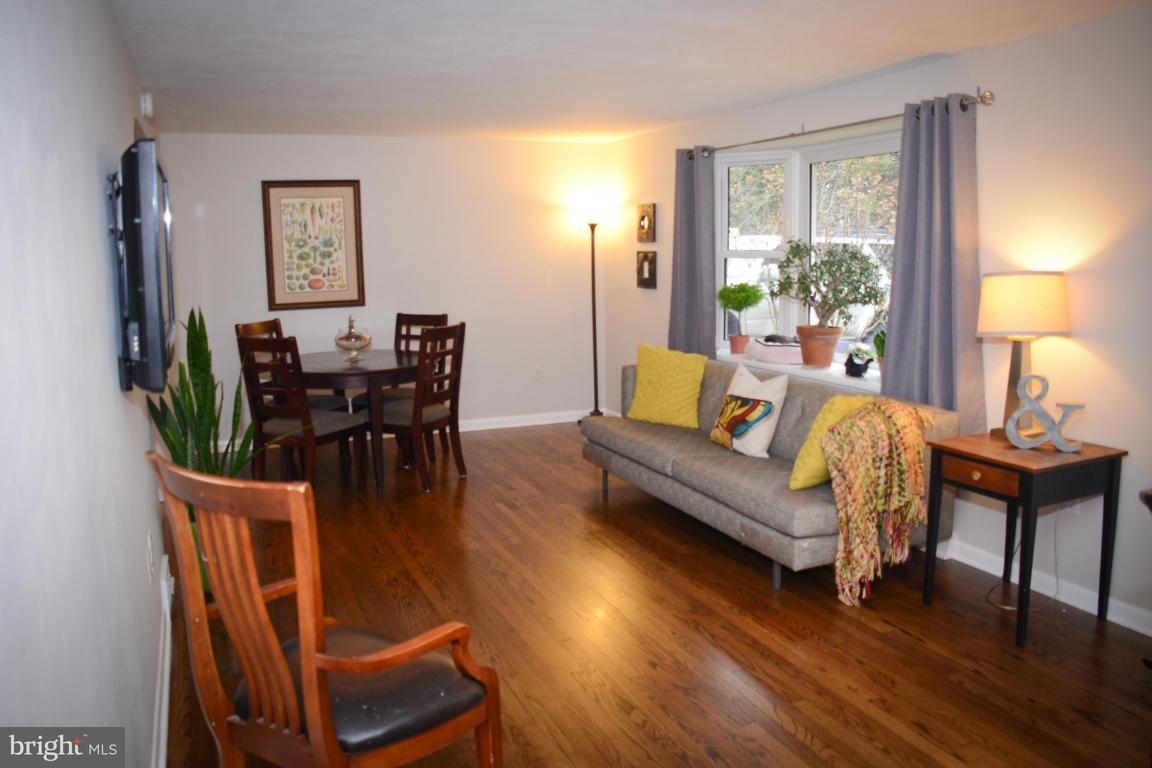 113 North New Street Lititz, PA 17543 - Photo 3 of 19