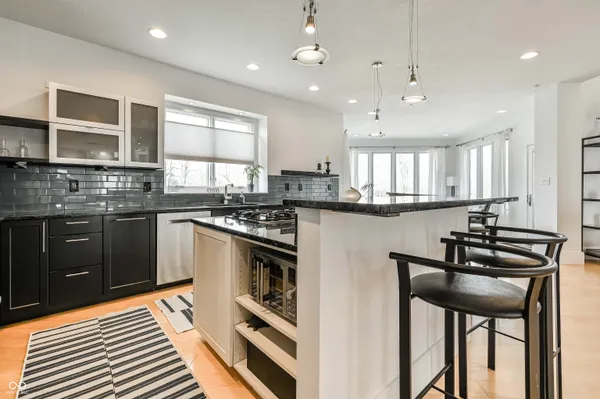 $660,000 | 4598 South Ridgeview Drive, Greenfield, IN 46140