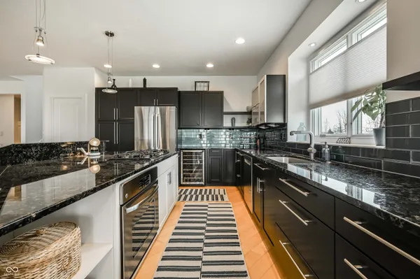 $660,000 | 4598 South Ridgeview Drive, Greenfield, IN 46140