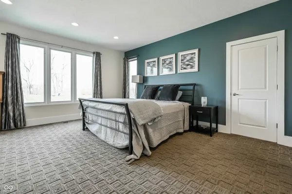 $660,000 | 4598 South Ridgeview Drive, Greenfield, IN 46140