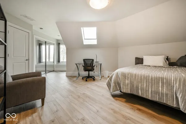 $660,000 | 4598 South Ridgeview Drive, Greenfield, IN 46140