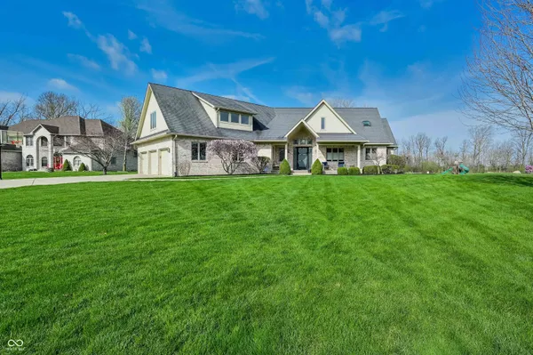 $660,000 | 4598 South Ridgeview Drive, Greenfield, IN 46140