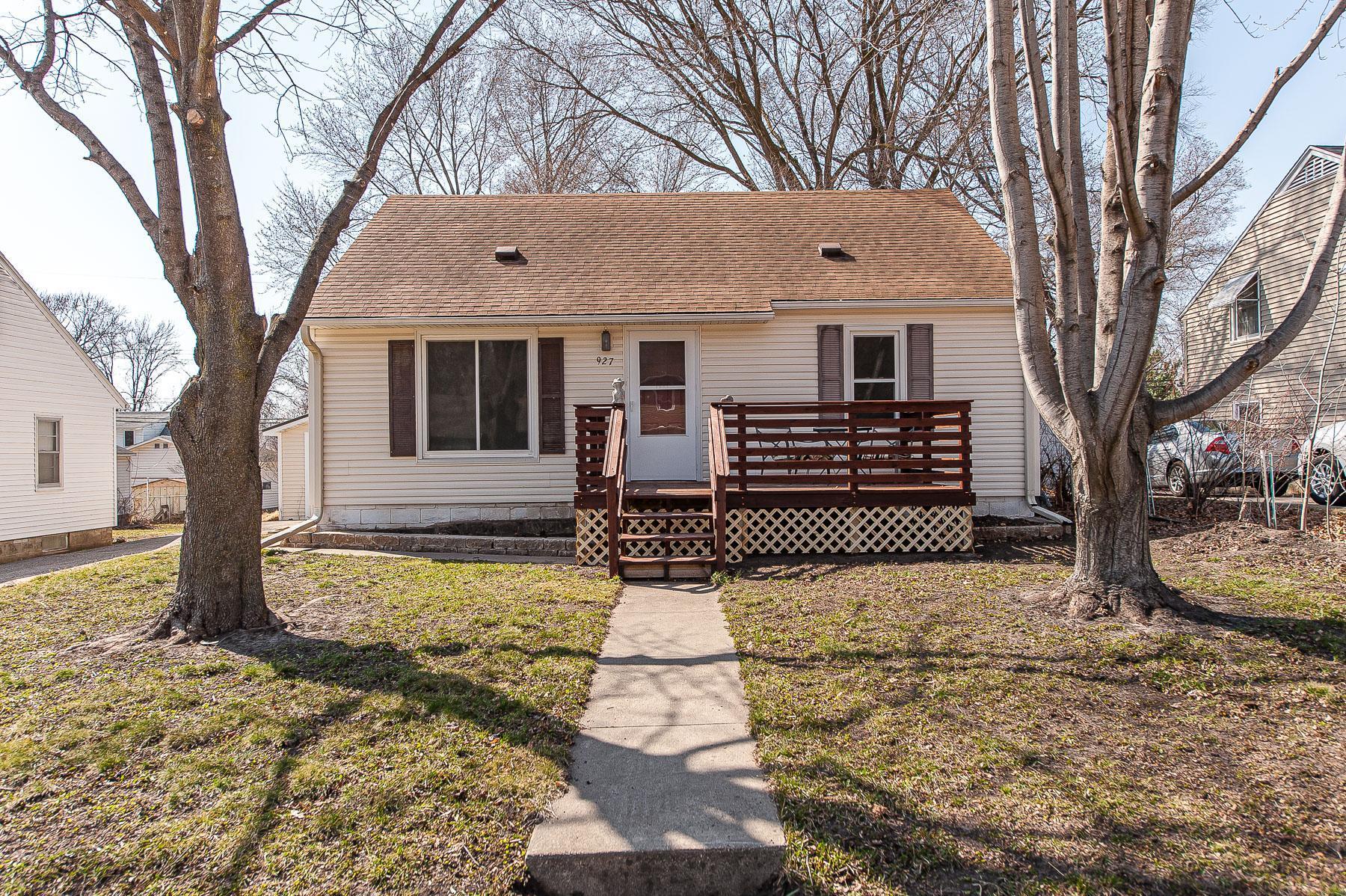 927 16th Avenue Northeast Rochester, MN 55906 - Photo 1 of 1 Gallery Image 1