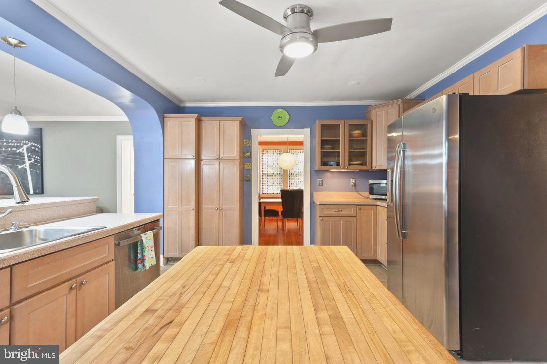 523 Overbrook Road Baltimore, MD 21212 - Photo 15 of 59