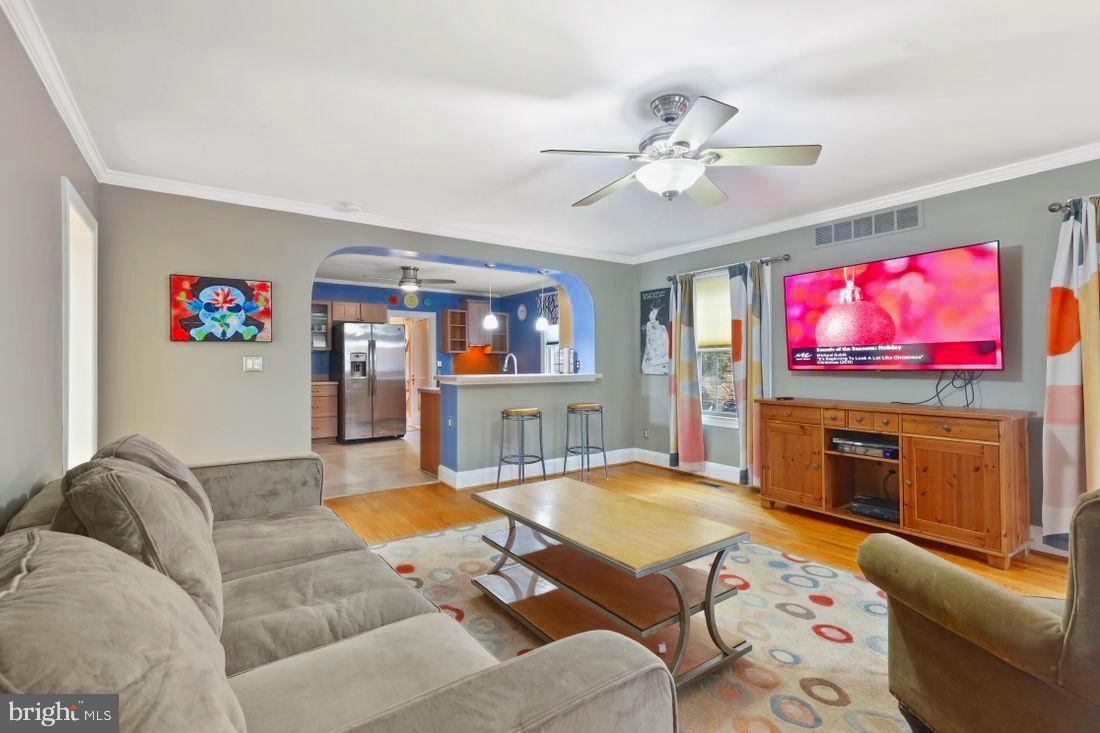 523 Overbrook Road Baltimore, MD 21212 - Photo 19 of 59 Cool Ceiling Fans Throughout
