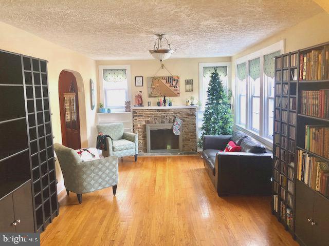 523 Overbrook Road Baltimore, MD 21212 - Photo 8 of 59 Furniture re-arranged