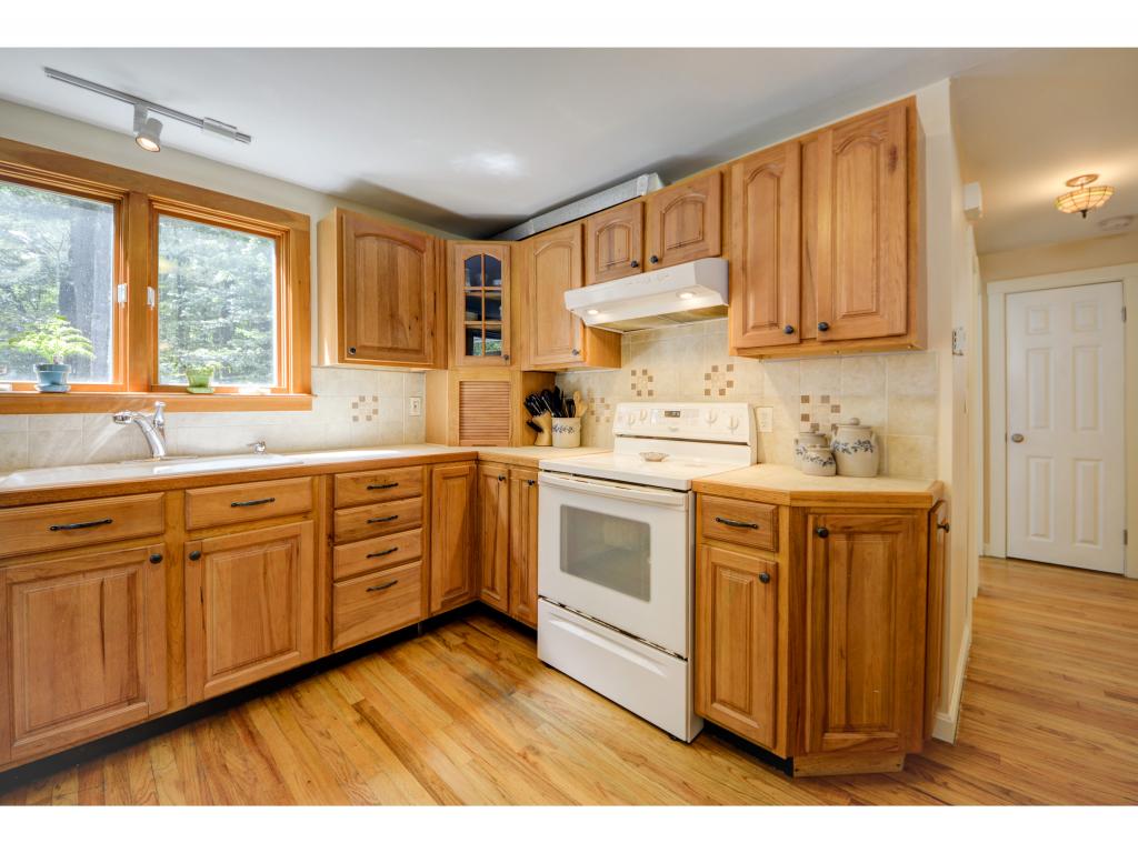 7 Wedgewood Road Dover, NH 03820 - Photo 12 of 36 Gallery Image 12