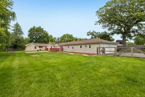 $399,000 | 26735 Highway 173, Antioch, IL 60002