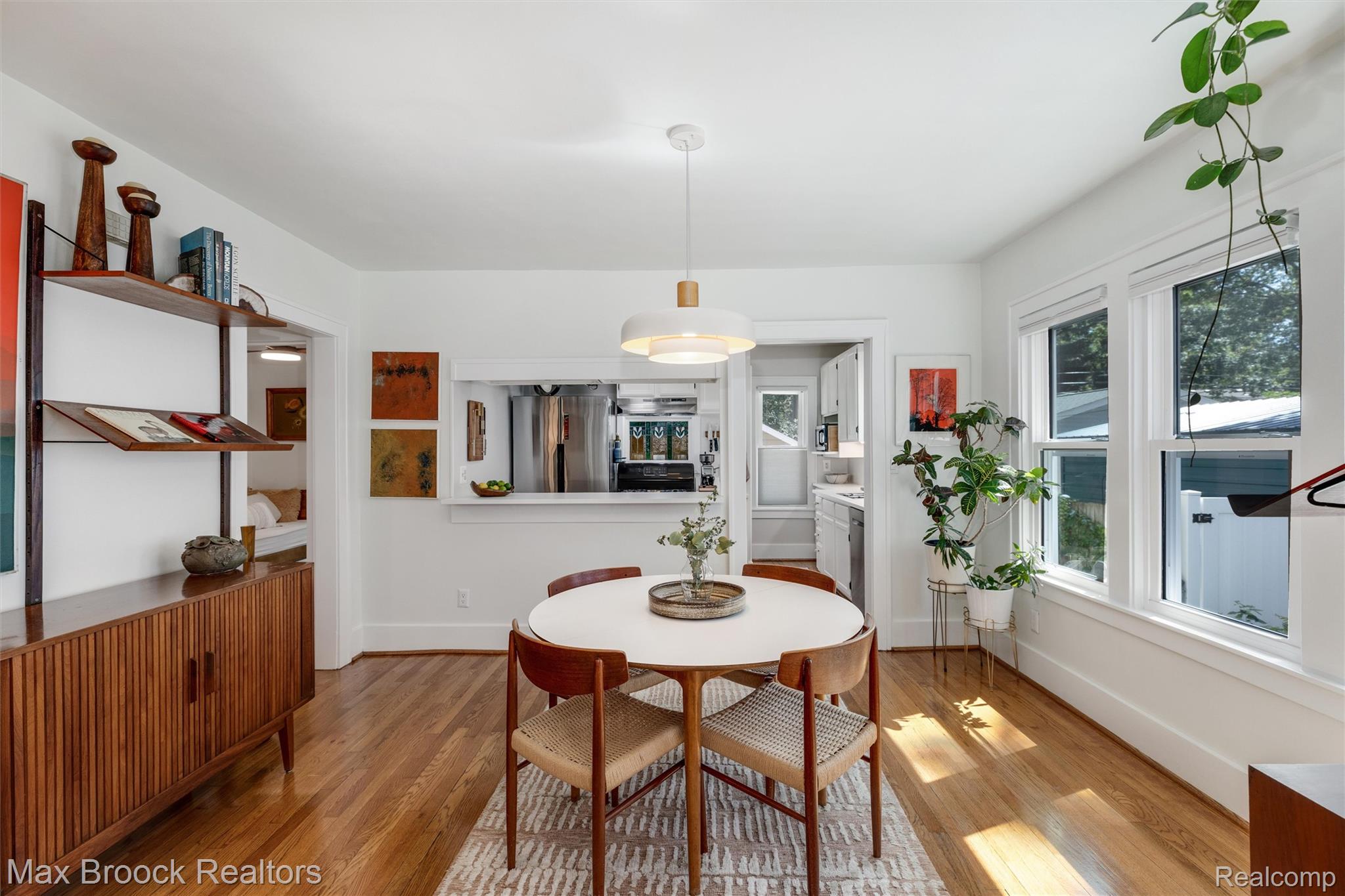 44 Kensington Boulevard Pleasant Ridge, MI 48069 - Photo 11 of 45 Dining Room
