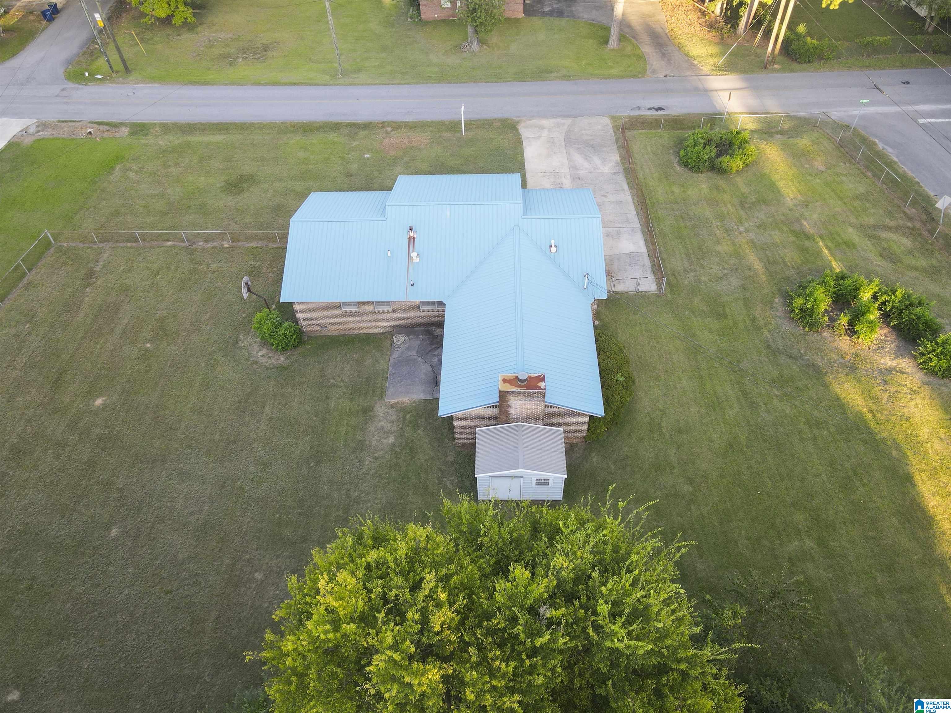 510 10th Street Southwest Alabaster, AL 35007 - Photo 4 of 6