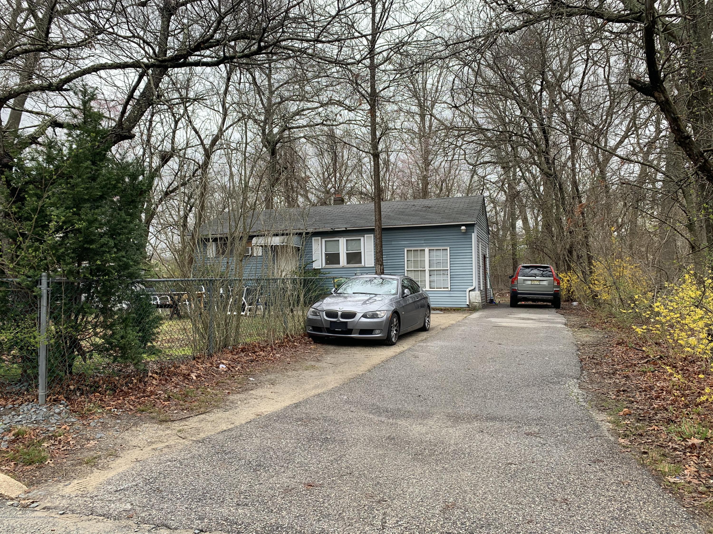 13 Lucy Road Lakewood, NJ 08701 - Photo 3 of 3 IMG_1472