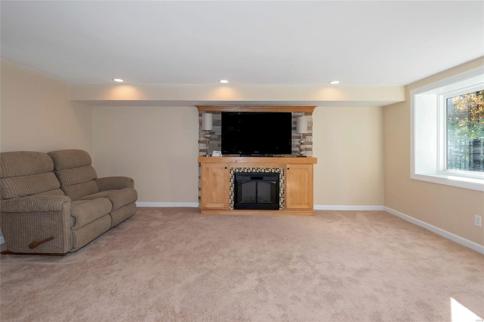 12505 Robyn Road Sunset Hills, MO 63127 - Photo 48 of 62 Gallery Image 48