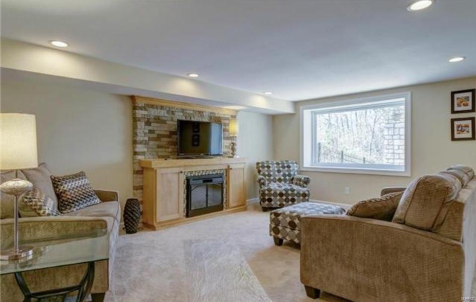 12505 Robyn Road Sunset Hills, MO 63127 - Photo 49 of 62 Gallery Image 49