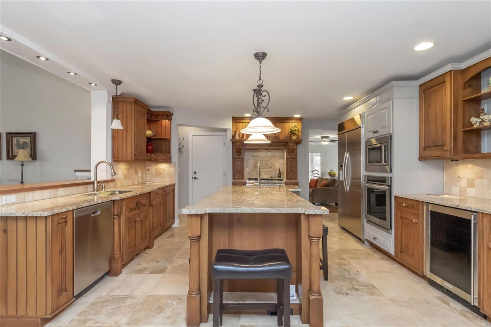 12505 Robyn Road Sunset Hills, MO 63127 - Photo 9 of 62 Gallery Image 9