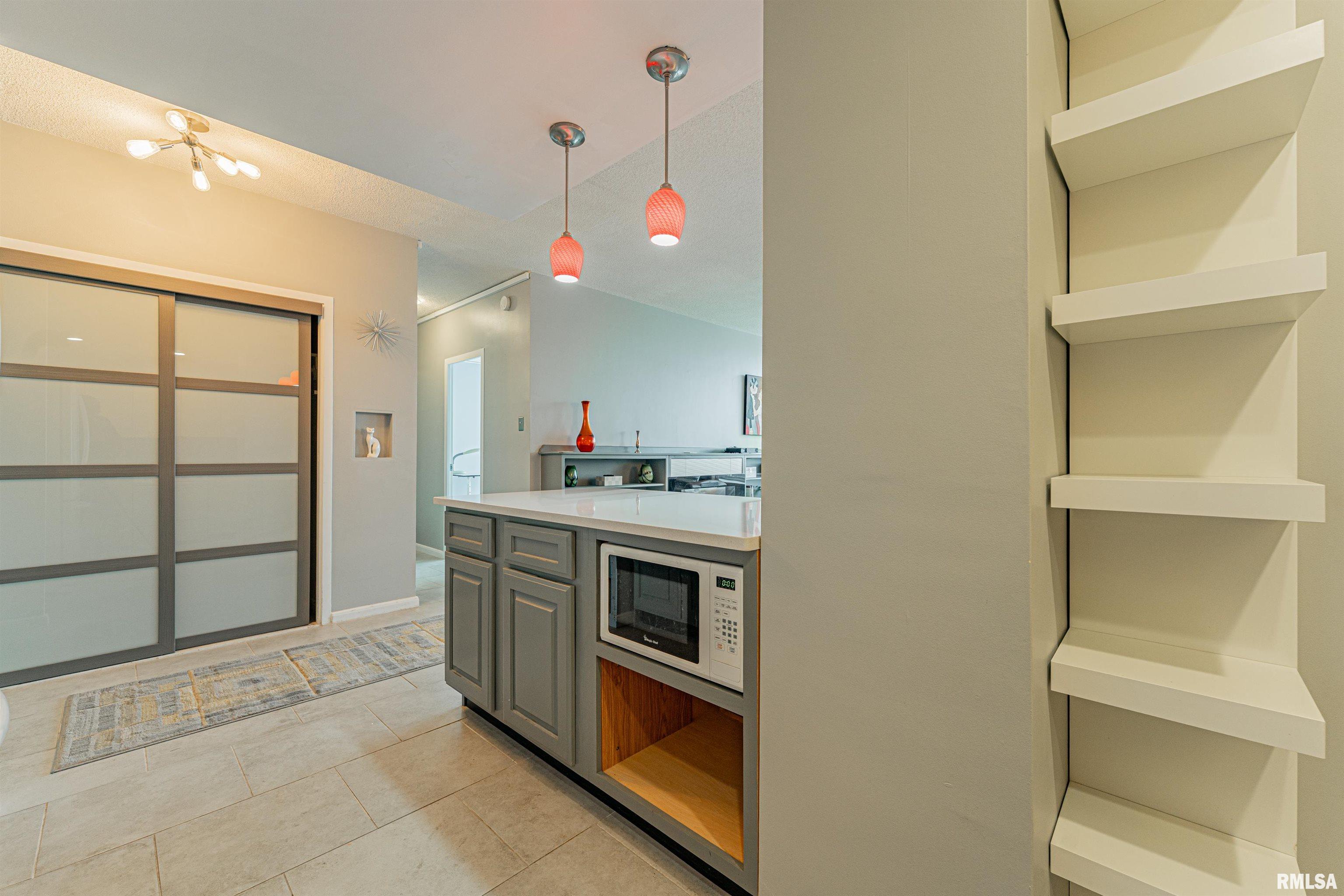 718 South 7th Street, Unit 904 Springfield, IL 62703 - Photo 17 of 34 Gallery Image 17