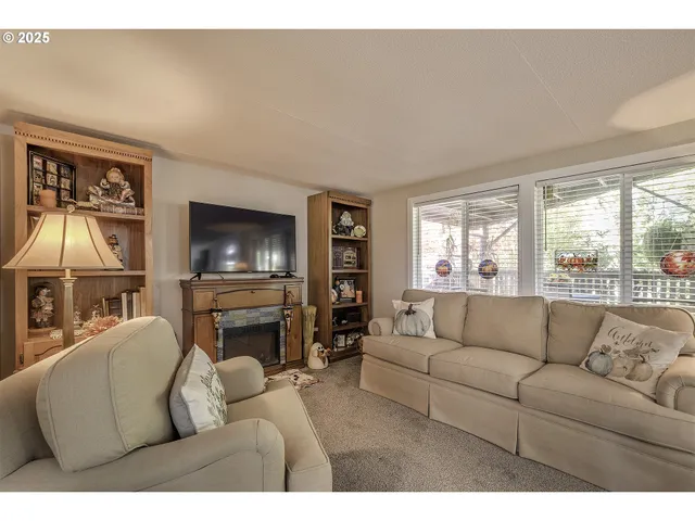 $179,900 | 507 North 19th Avenue, Unit 99, Cornelius, OR 97113