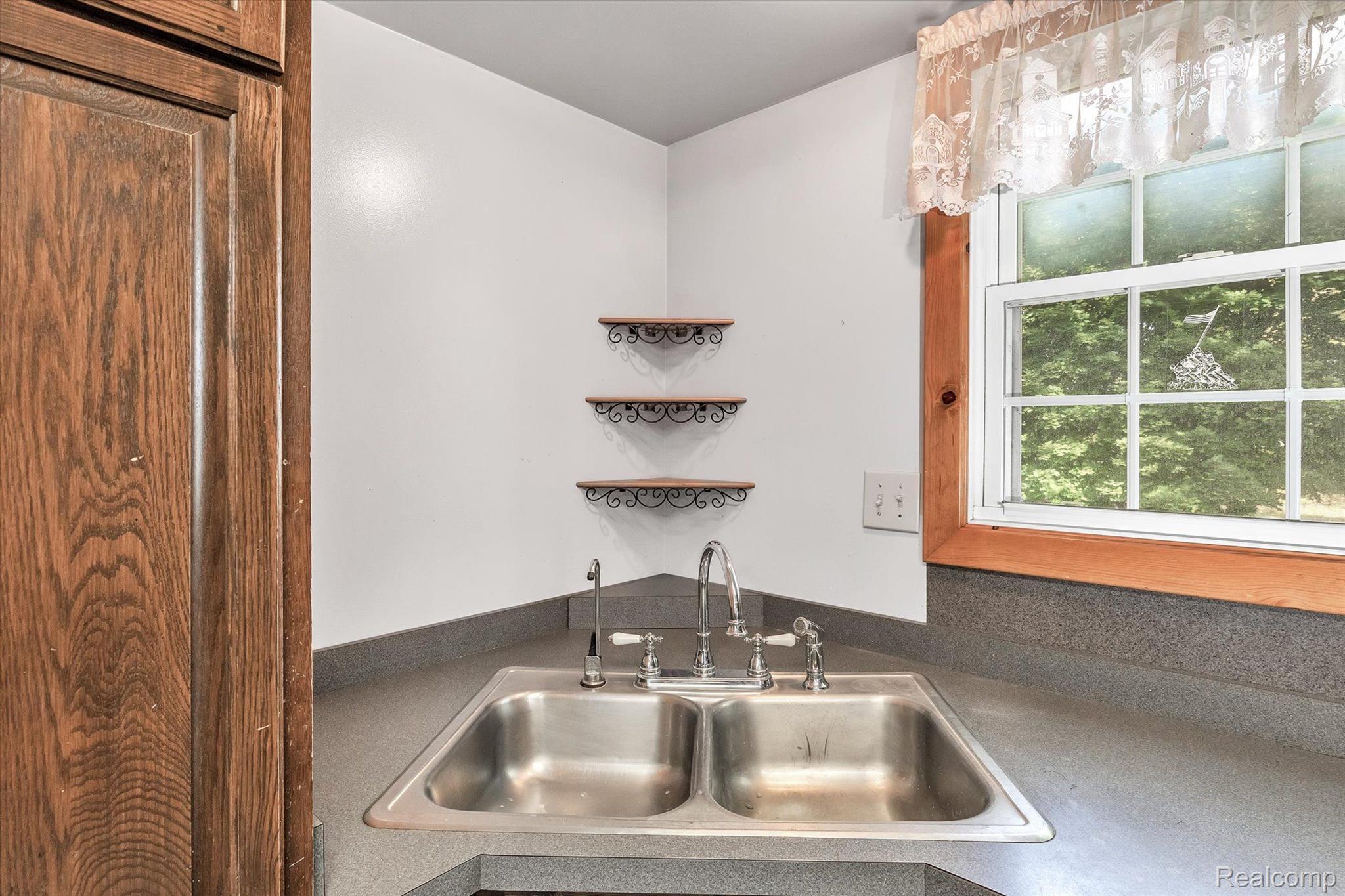 3310 Meridian Road Leslie, MI 49251 - Photo 16 of 49 Gallery Image 16