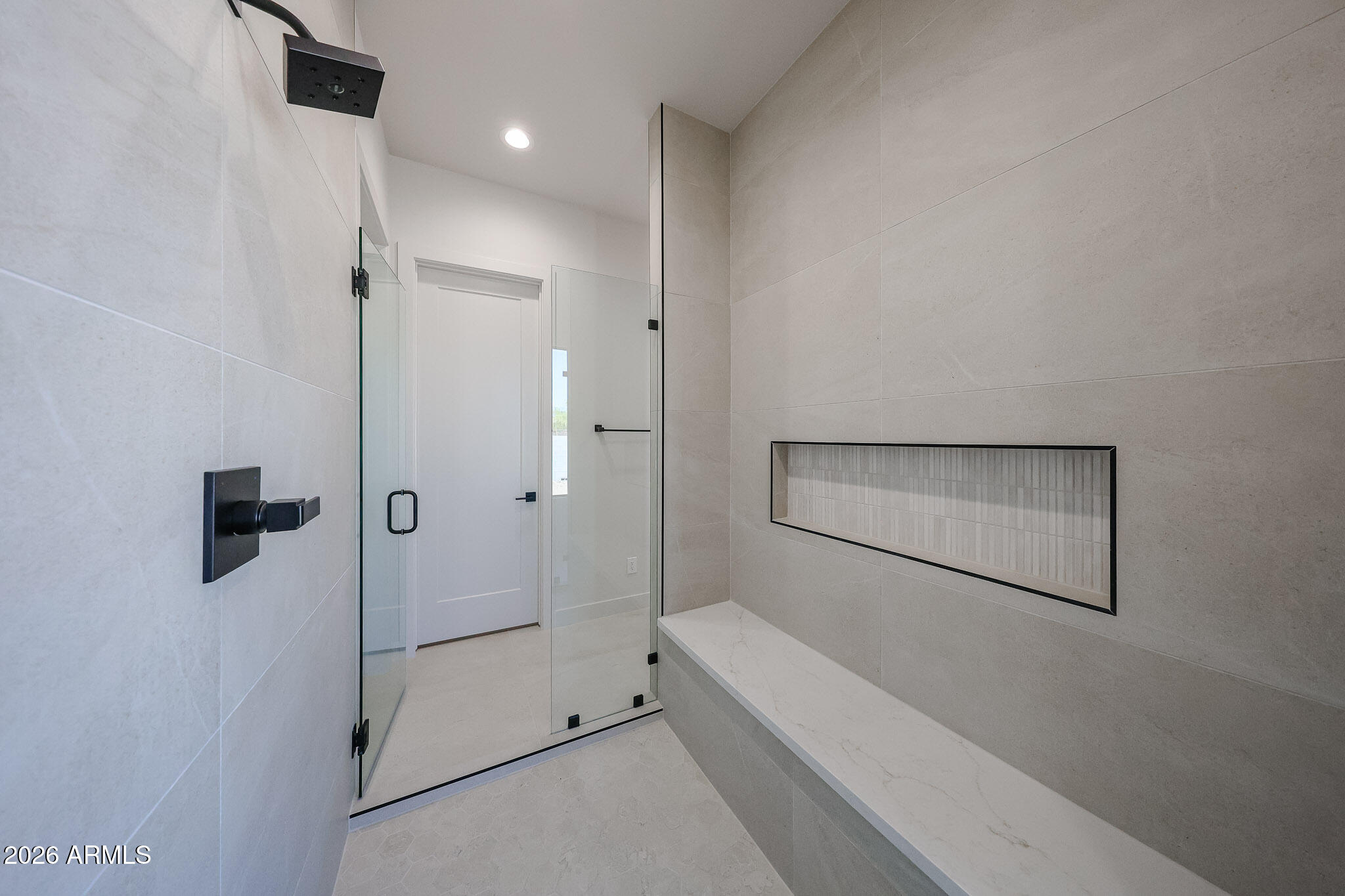 1940 East Creek Canyon Road Phoenix, AZ 85086 - Photo 41 of 66 CC5 48 F Owners Bath Shower 1